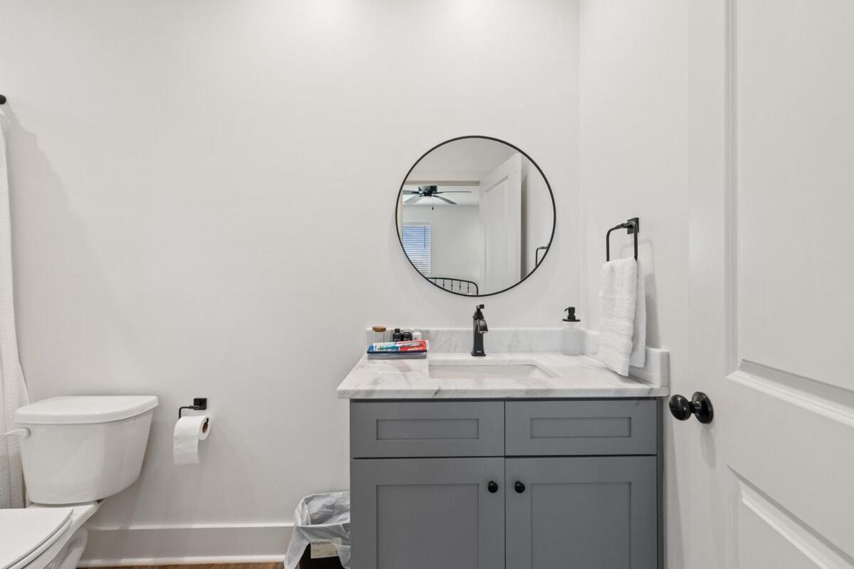 New Thibodeaux House Cajun Luxury 65 Tv Fast Wifi Apartment Lafayette Bagian luar foto