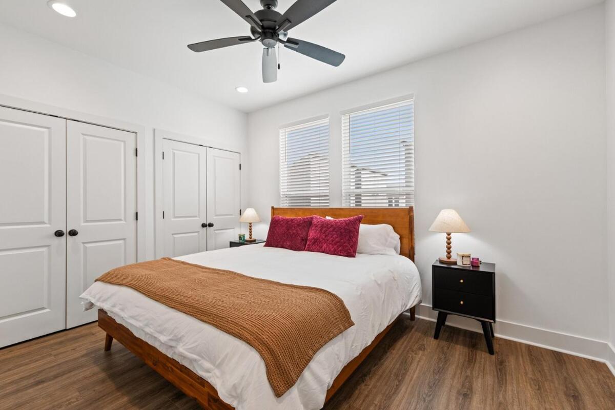New Thibodeaux House Cajun Luxury 65 Tv Fast Wifi Apartment Lafayette Bagian luar foto