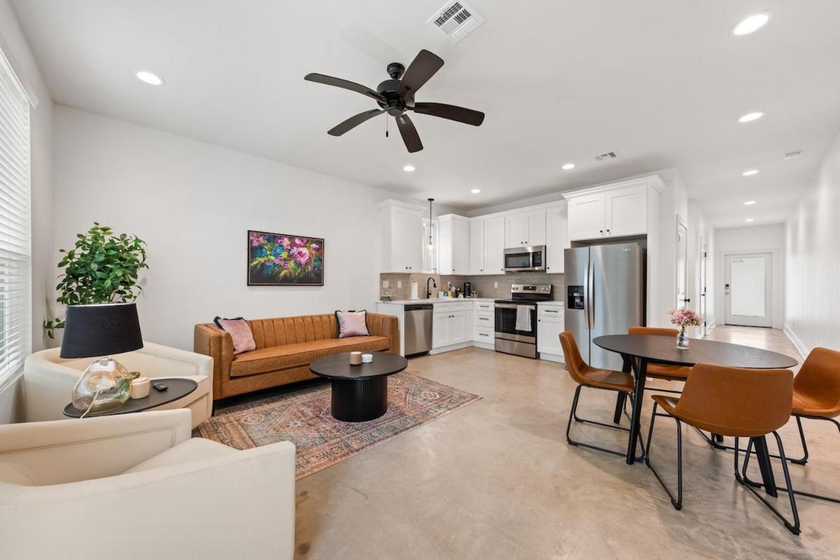 New Thibodeaux House Cajun Luxury 65 Tv Fast Wifi Apartment Lafayette Bagian luar foto